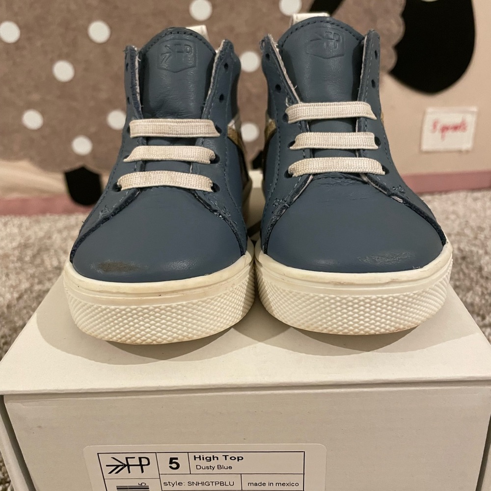 Freshly Picked High-top sneakers